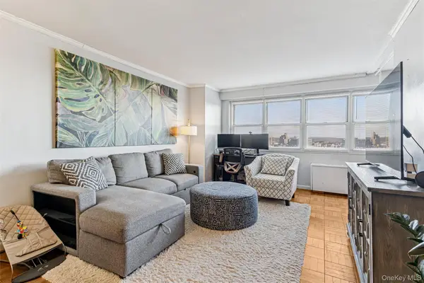 10230 66 Road #15G, Forest Hills, NY 11375