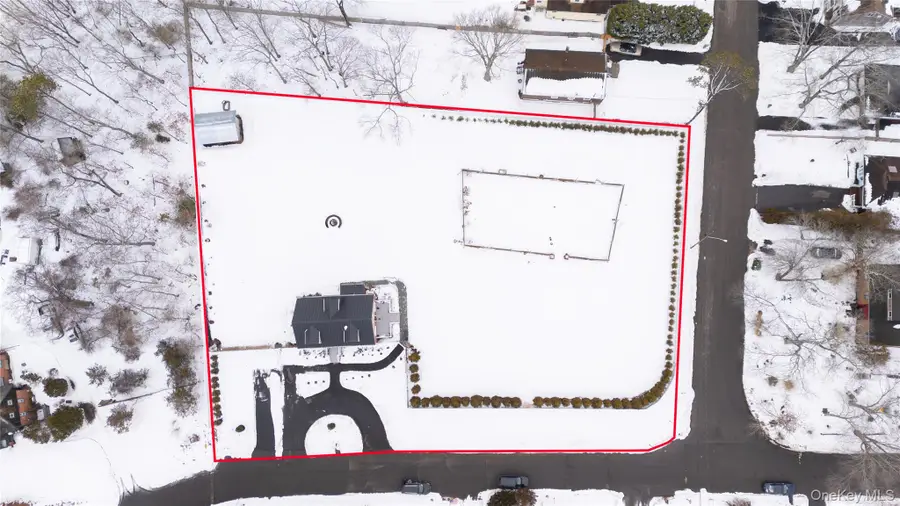 4 Riverside Avenue, Mastic Beach, NY 11951 - #2