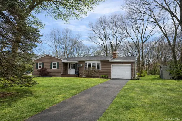 307 Norwalk Avenue, Medford, NY 11763