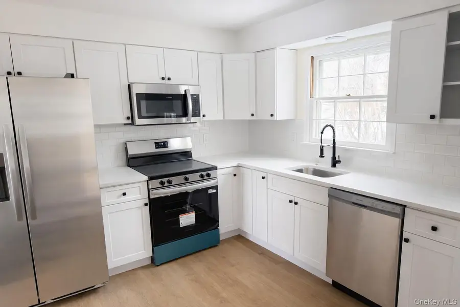 307 Norwalk Avenue, Medford, NY 11763 - #2