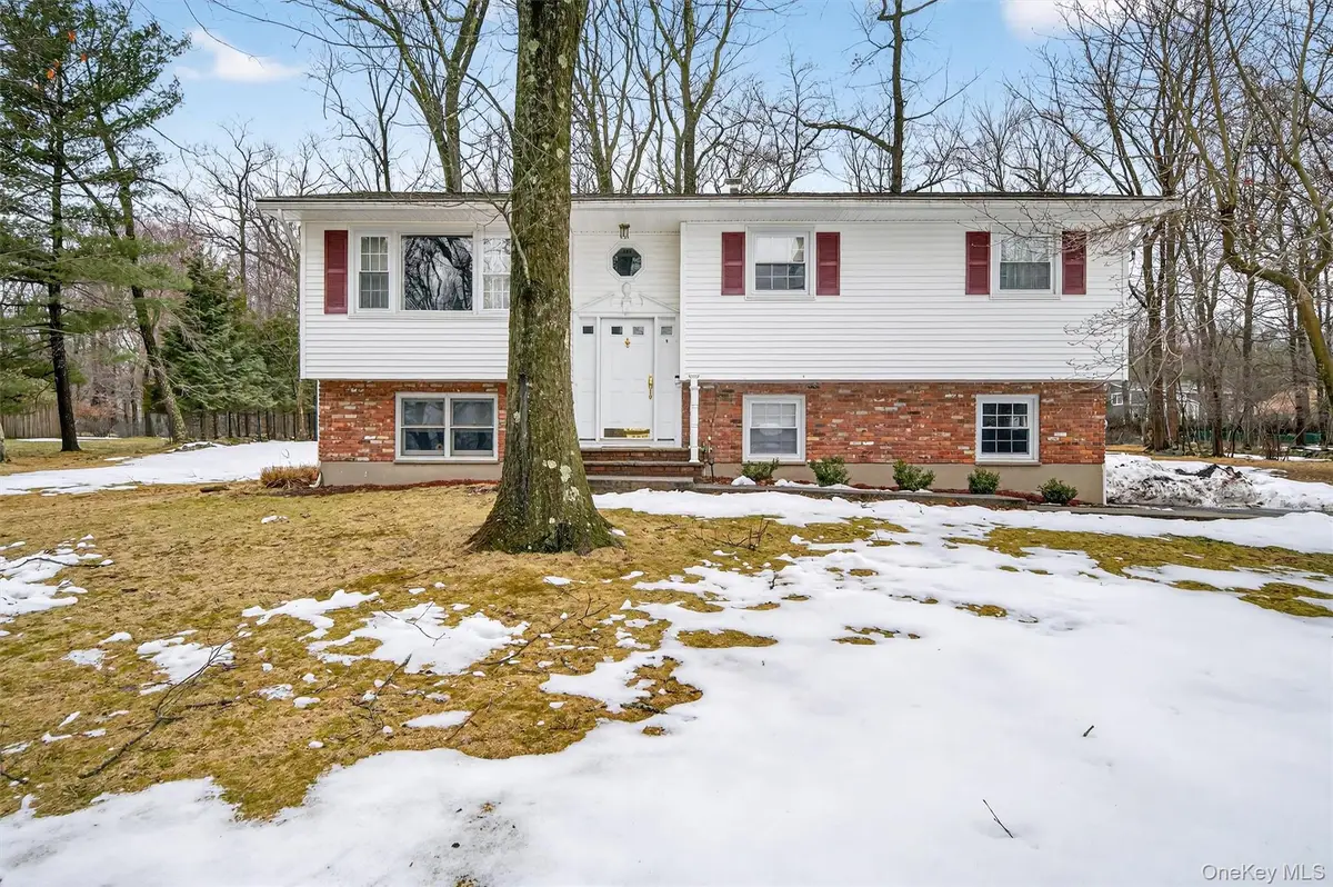 9 Eros Drive, Airmont, NY 10952 - #1