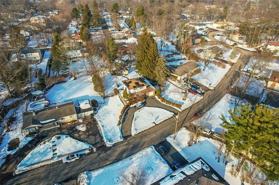 6 Merrick Lane, Spring Valley, NY 10977 - #3