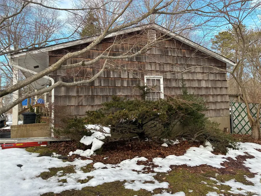 429 Robinson Avenue, East Patchogue, NY 11772 - #2