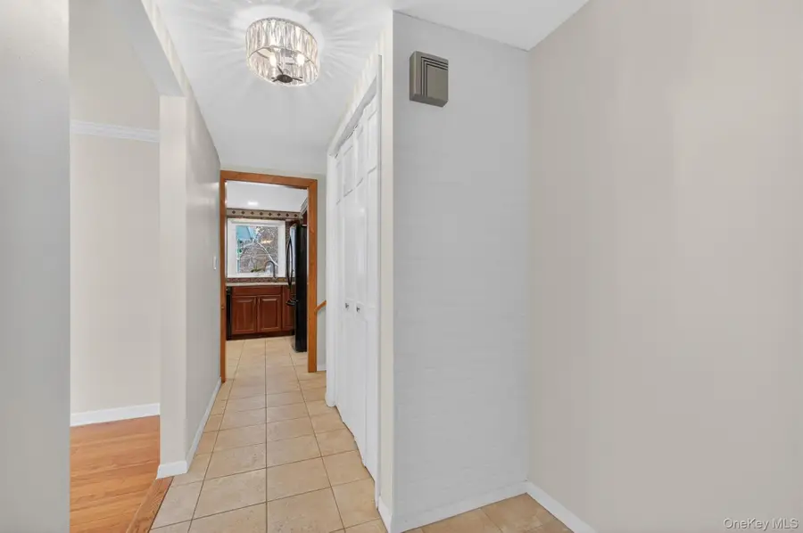 16 Orchard Lane, Hopewell Junction, NY 12533 - #3