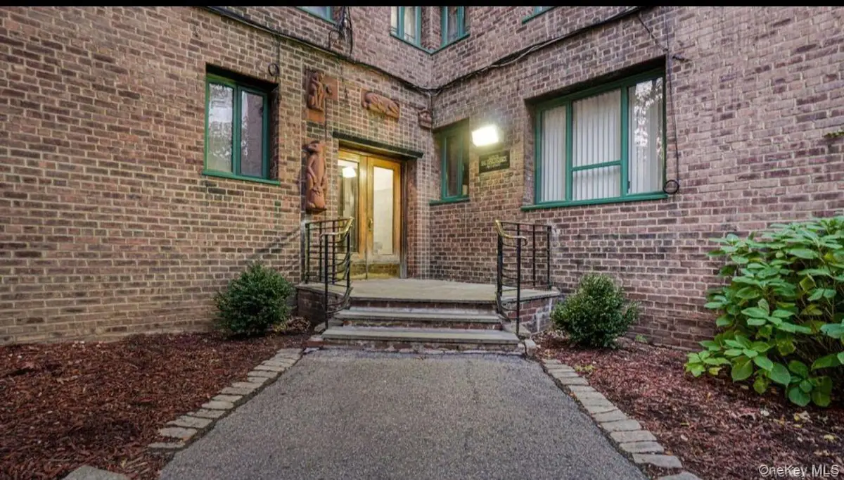 2075 St Raymond Avenue #6G, Bronx, NY 10462 - #1