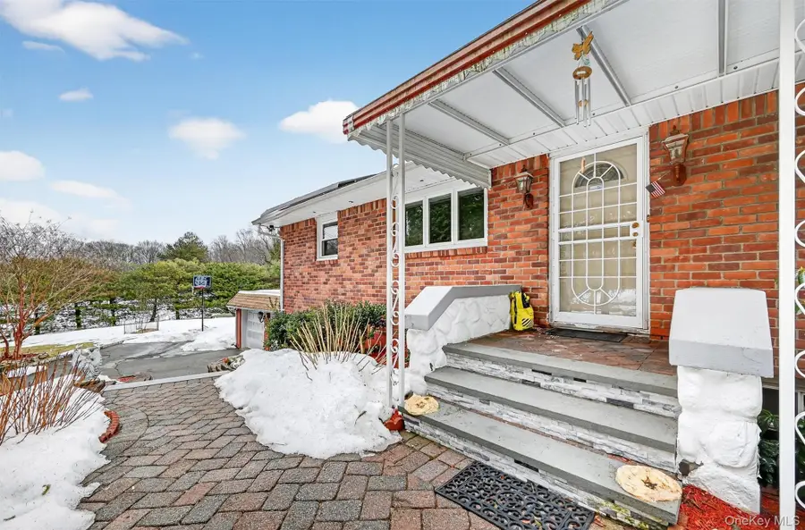 4 Kingsland Drive, New City, NY 10956 - #3