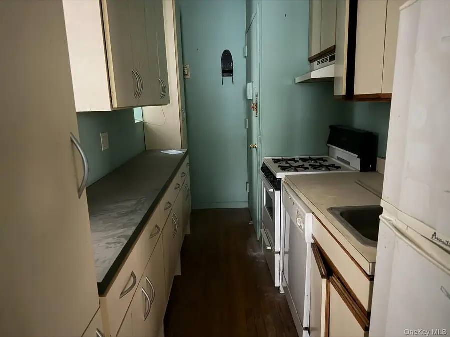 788 9th #3B, Manhattan, NY 10019 - #2