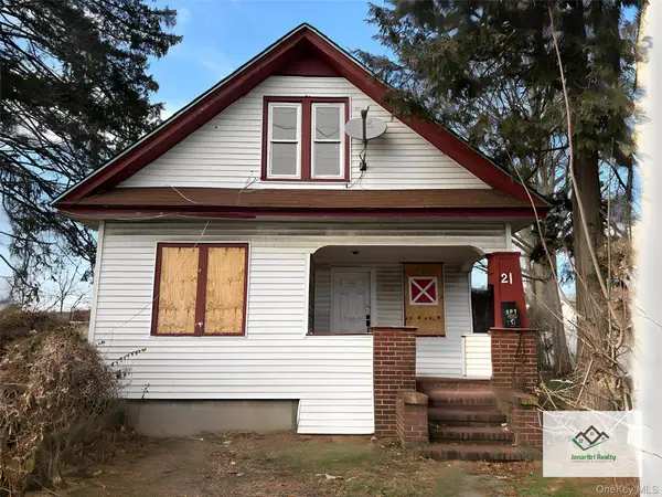 21 E Clinton Avenue, Roosevelt, NY 11575