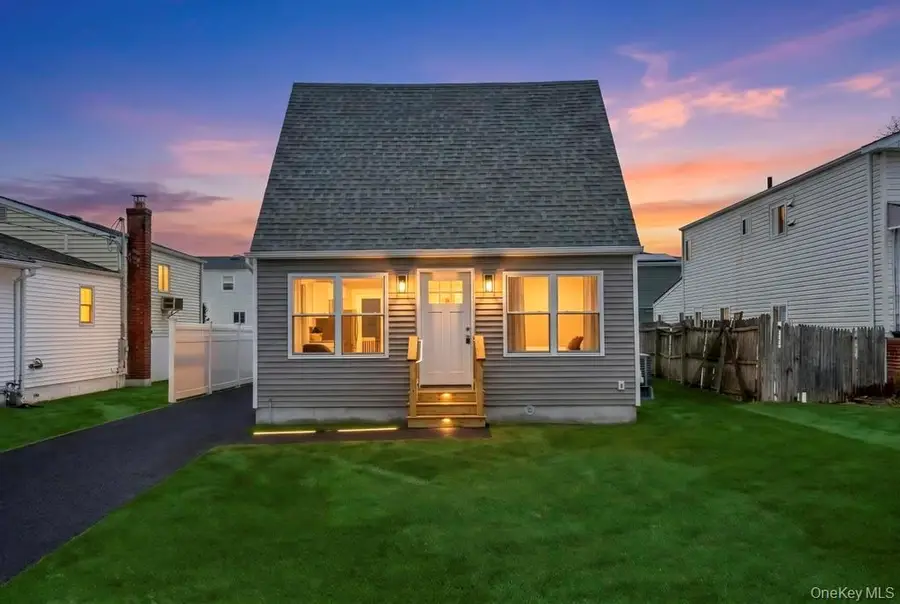 52 Halycon Road, Lindenhurst, NY 11757 - #2