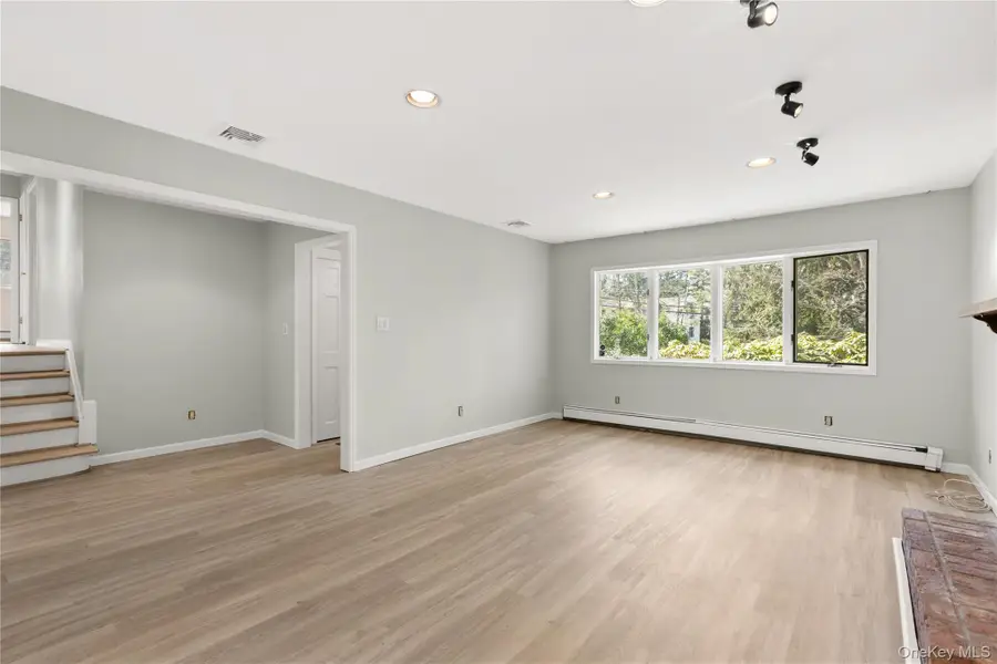 336 Dix Hills Road, Dix Hills, NY 11747 - #2