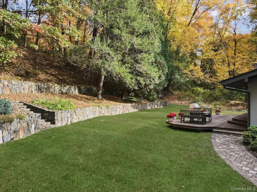 20 Faraway Road, Armonk, NY 10504 - #3