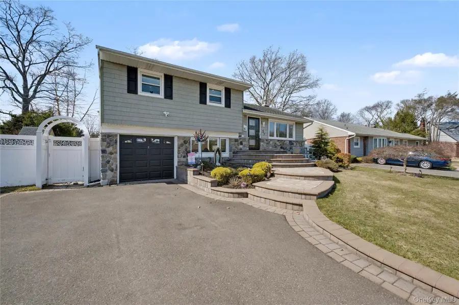 57 Richfield Street, Plainview, NY 11803 - #2