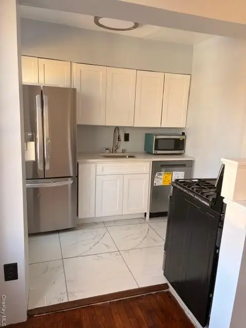 42 Carpenter Avenue, Newburgh, NY 12550 - #3