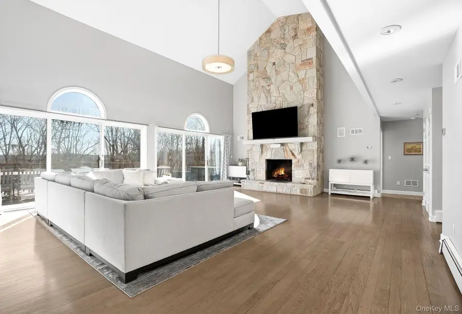 2 Hemlock Rise, Armonk, NY 10504 - #3