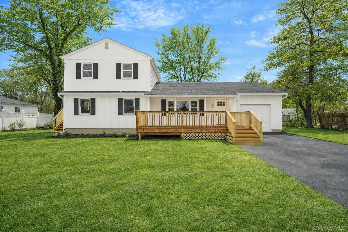 1730 Heckscher Avenue, Bay Shore, NY 11706 - #1