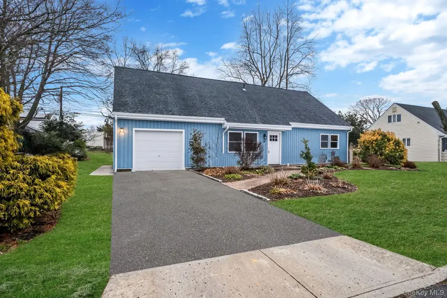 38 Clymer Street, Terryville, NY 11776 - #3