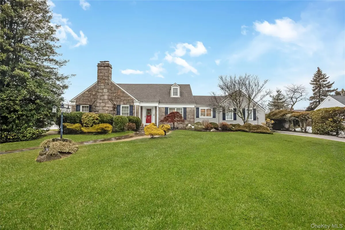 28 Lincoln Avenue, Massapequa, NY 11758 - #1