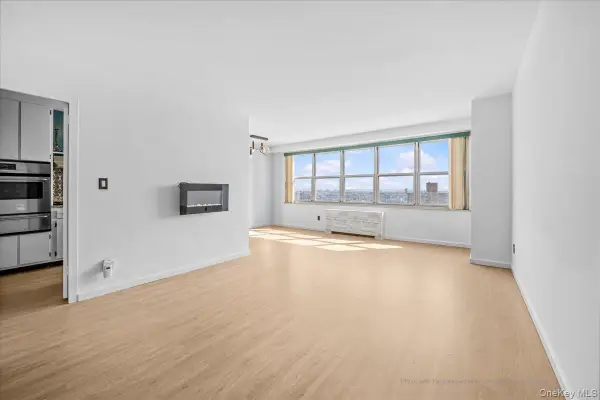 555 Kappock Street #26U, Bronx, NY 10463