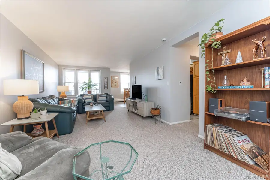 60 Hempstead Avenue #2K, Lynbrook, NY 11563 - #2