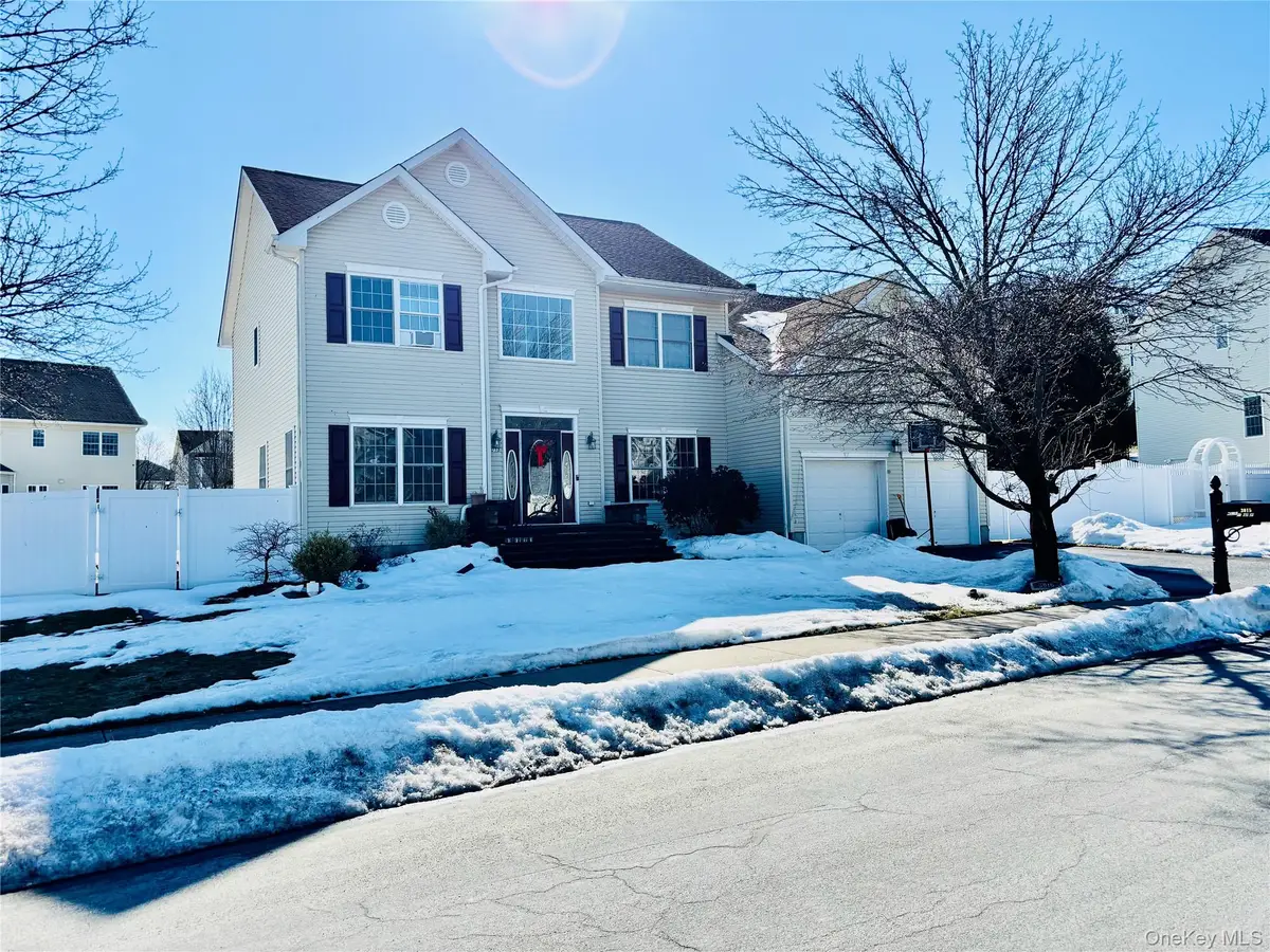 3015 Molly Pitcher Drive, New Windsor, NY 12553 - #1