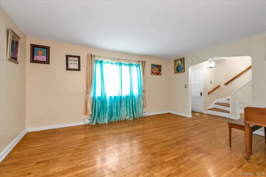 112 Ann Street, Valley Stream, NY 11580 - #2