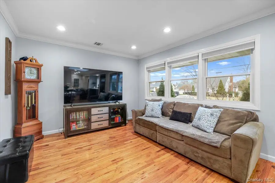 26 Eugene Drive, Kings Park, NY 11754 - #3