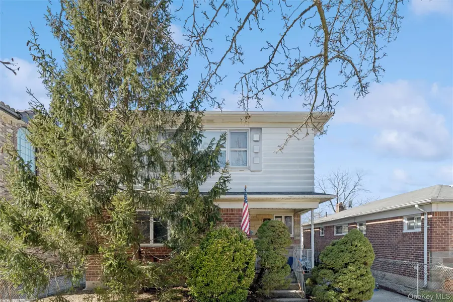 6912 Cloverdale Boulevard, Oakland Gardens, NY 11364 - #2