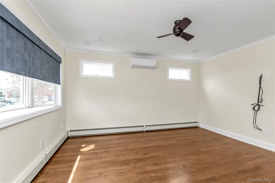 115 Broadmoor Lane, Westbury, NY 11590 - #3