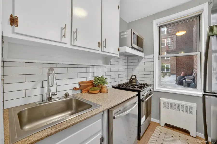 1111 Midland Avenue #1B, Bronxville, NY 10708 - #3