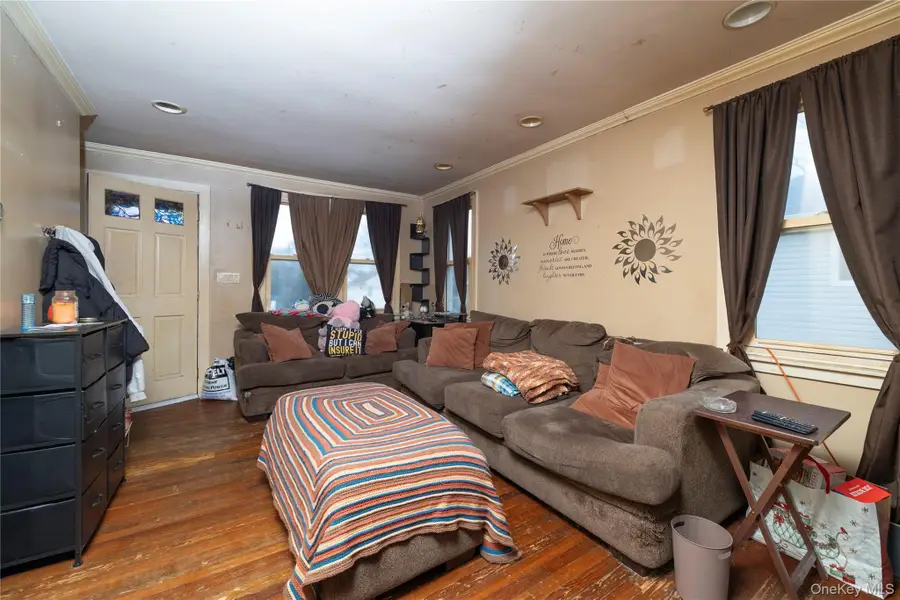 882 Ocean Street, Baldwin Harbor, NY 11510 - #3