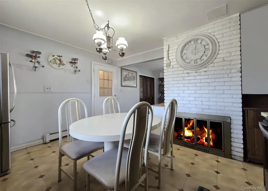 5 South Lane, Levittown, NY 11756 - #3