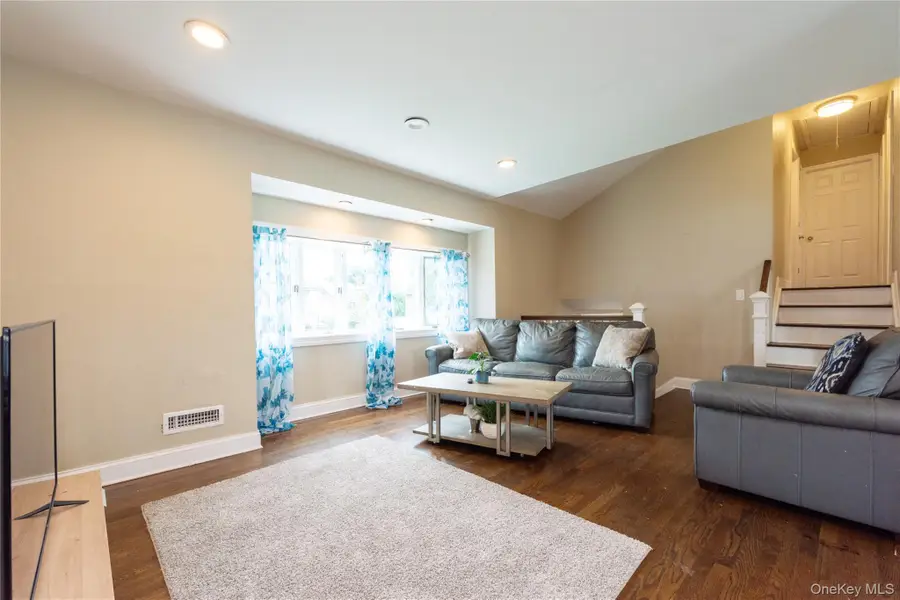 49 Eddie Avenue, North Babylon, NY 11703 - #3