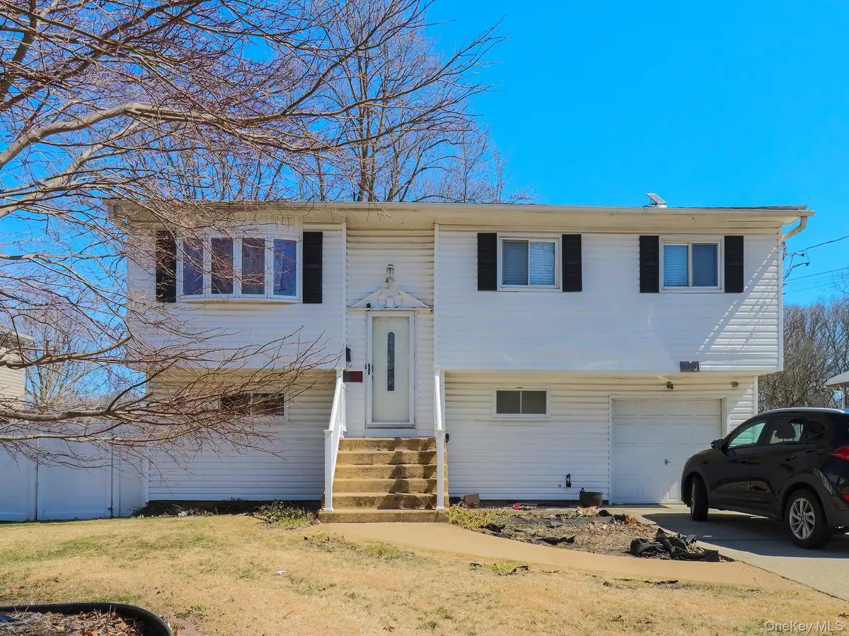 1081 Bay Shore Avenue, Bay Shore, NY 11706 - #1