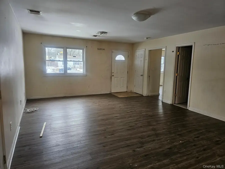 556 Taylor Avenue, East Patchogue, NY 11772 - #2