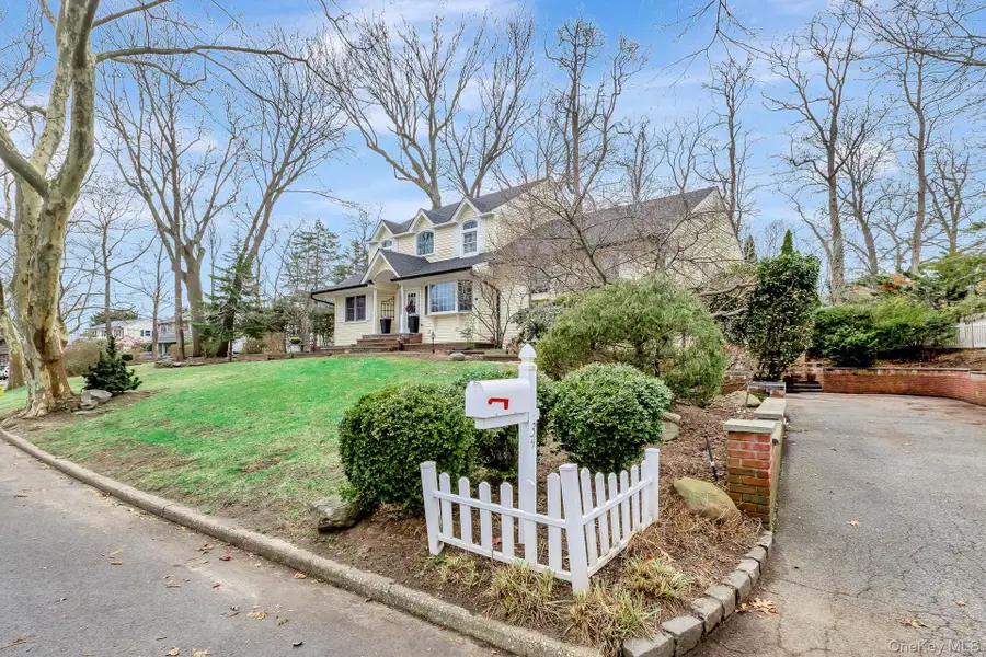 34 Peterborough Drive, Northport, NY 11768 - #2