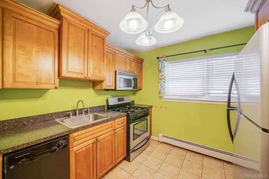 490 Main Street #B-10, Farmingdale, NY 11735 - #3