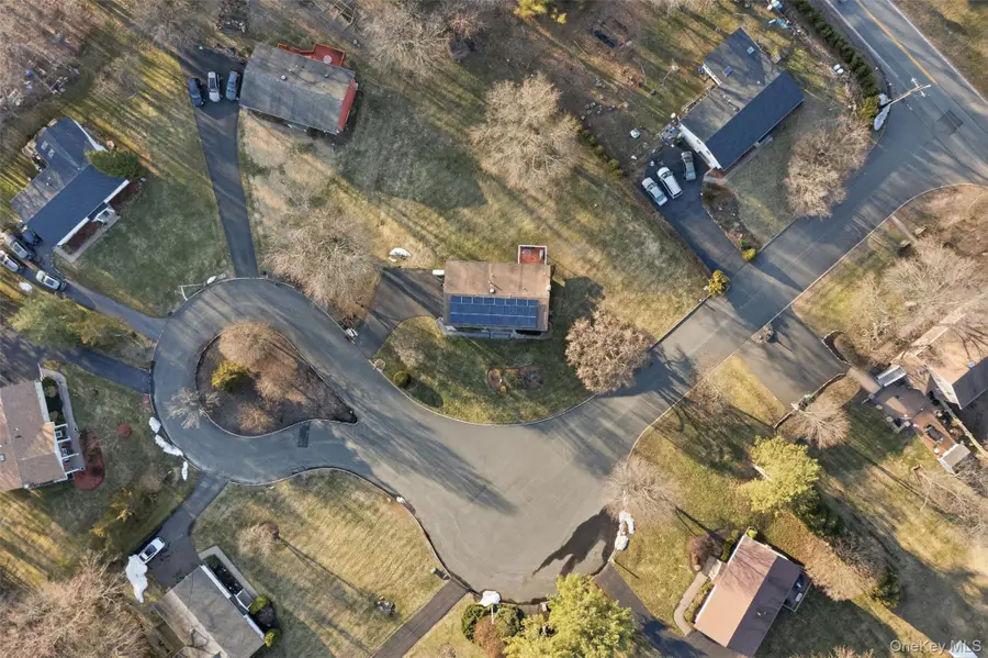 6 Cider Mill Court, New City, NY 10956 - #3