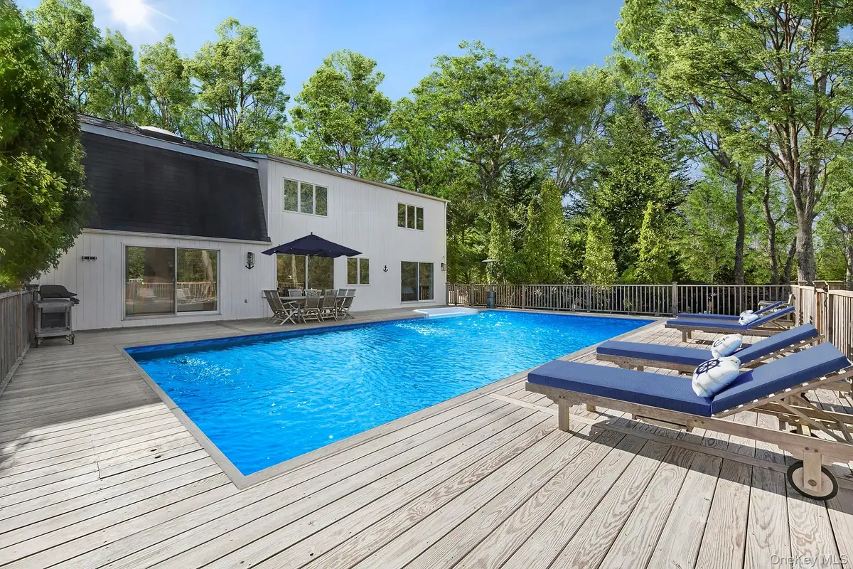 5 Cowhill Lane, Wainscott, NY 11975 - #1