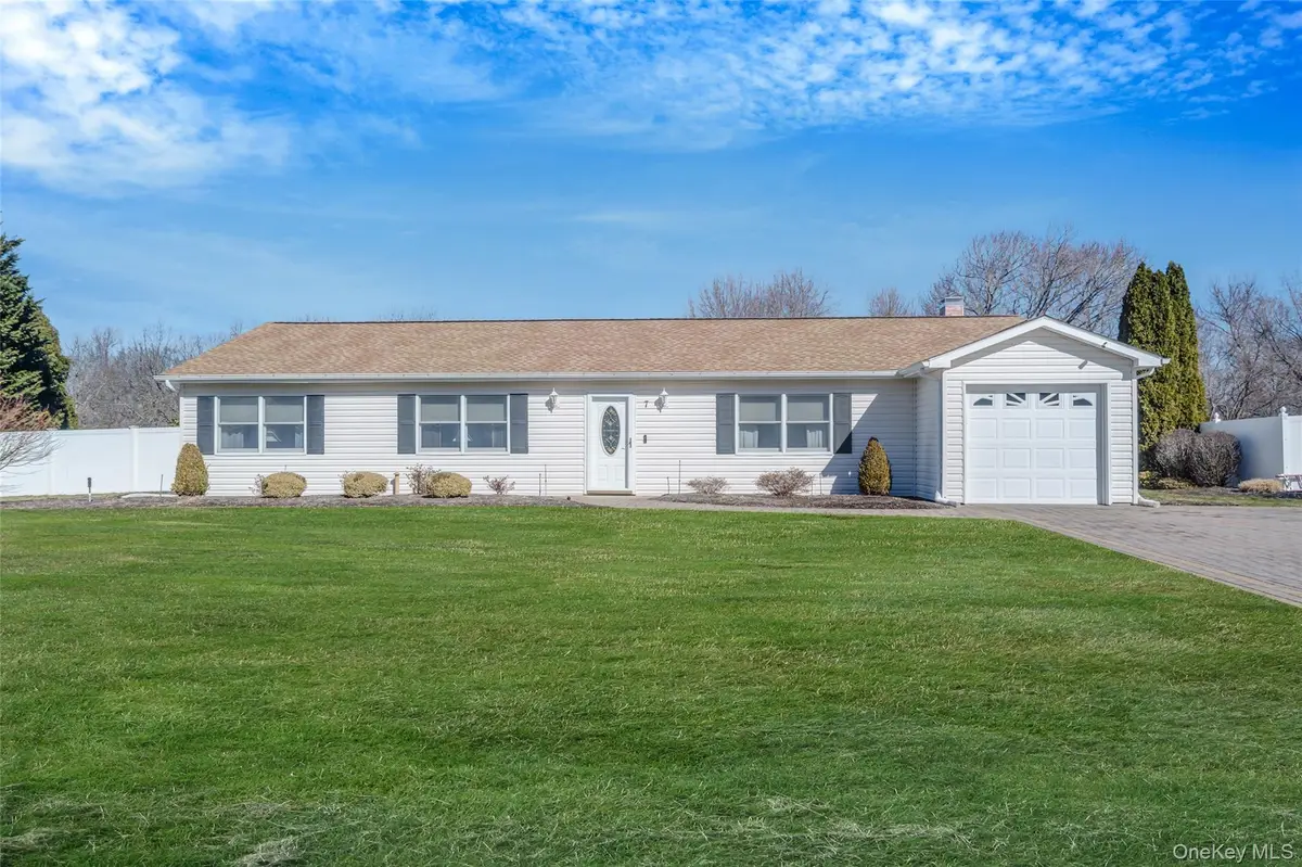 7 Hemlock Road, Mount Sinai, NY 11766 - #1