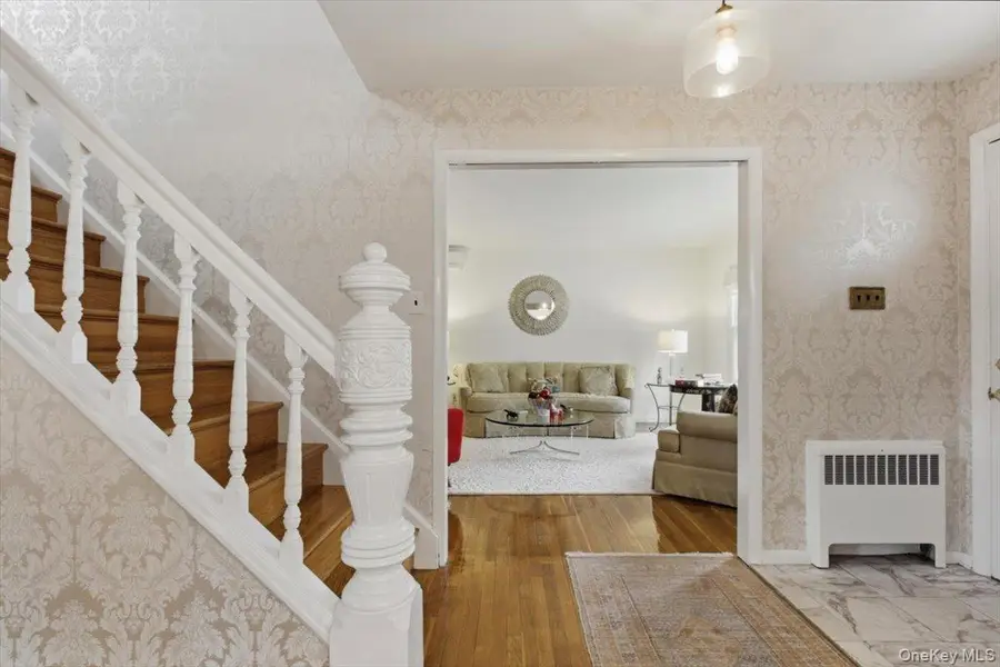 169 Canterbury Road, White Plains, NY 10607 - #3