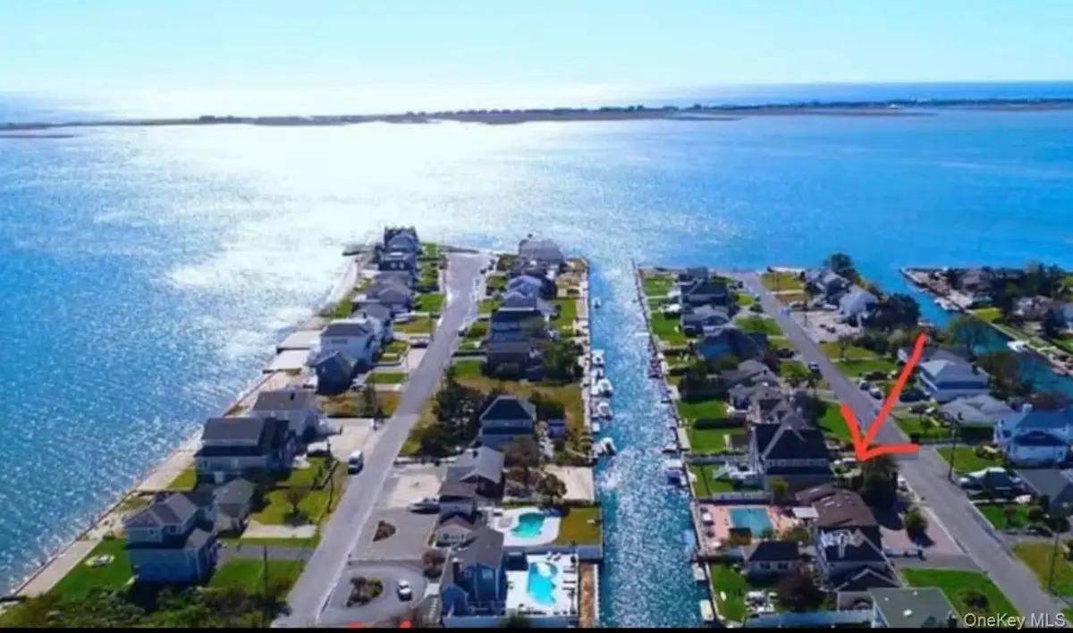 19 Marlin Road, East Quogue, NY 11942 - #1