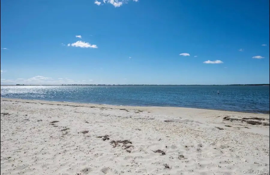 19 Marlin Road, East Quogue, NY 11942 - #2