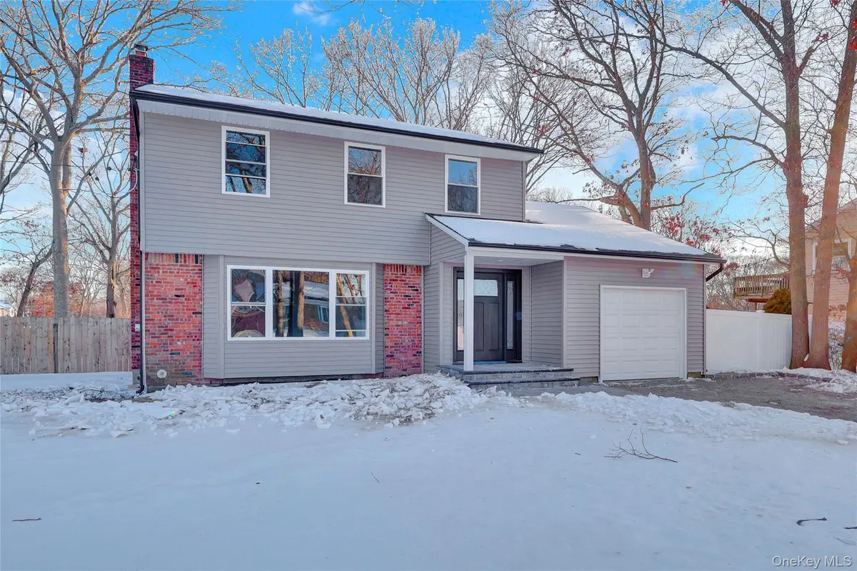 2 Cheshire Drive, Farmingville, NY 11738 - #1