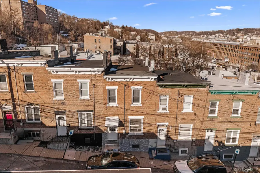 37 Moquette Row S, Yonkers, NY 10703 - #3