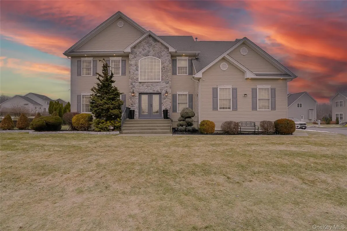 3002 Molly Pitcher Drive, New Windsor, NY 12553 - #1