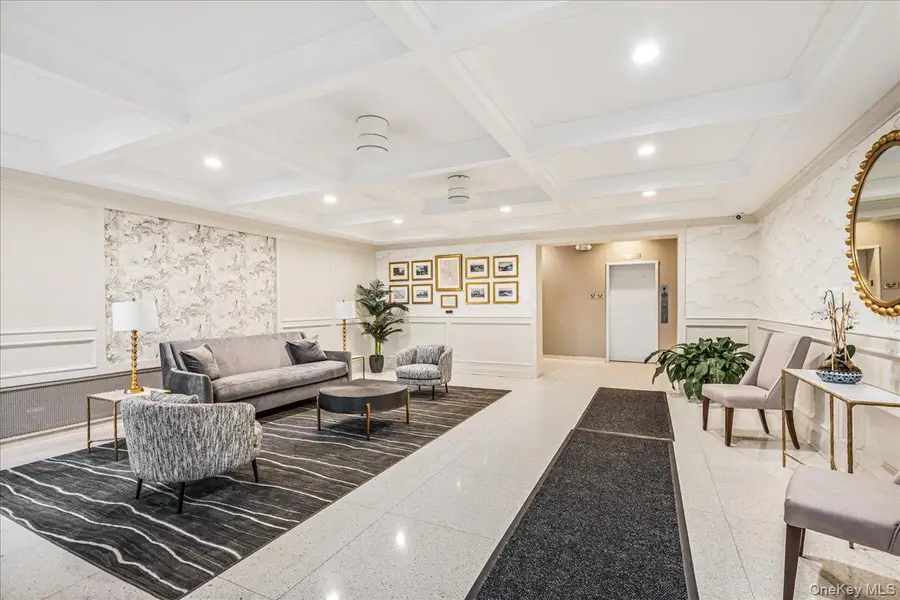 10 Lenox Road #2F, Rockville Centre, NY 11570 - #2