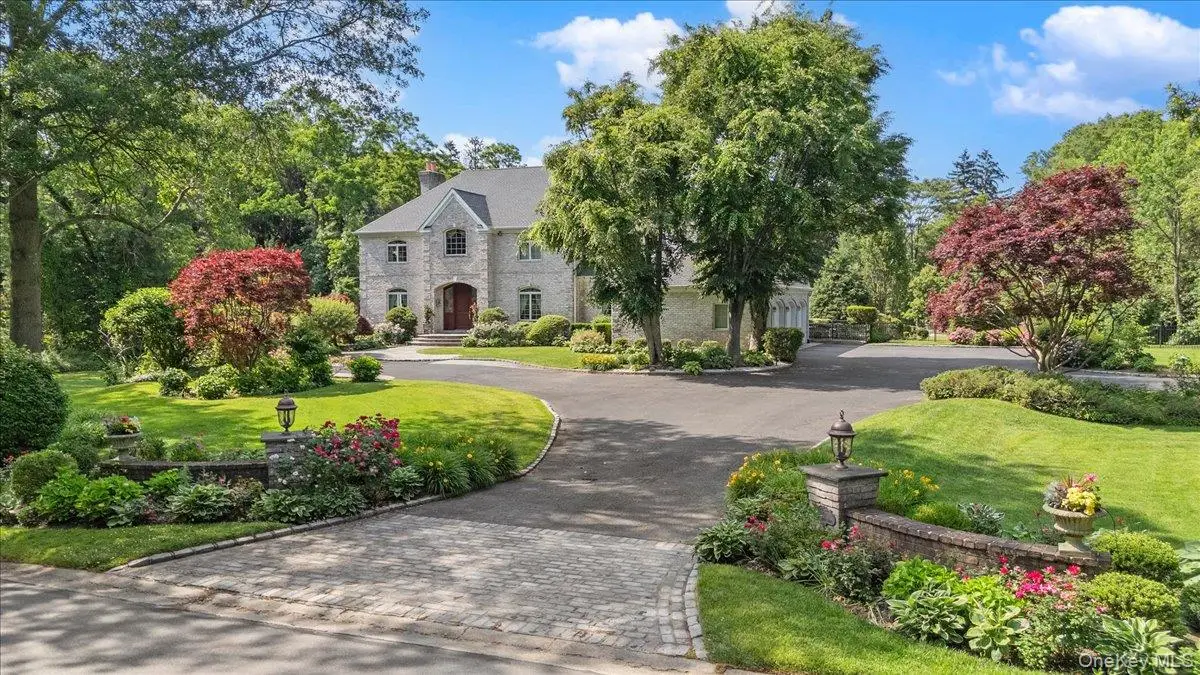10 Overbrook Lane, Old Brookville, NY 11545 - #1