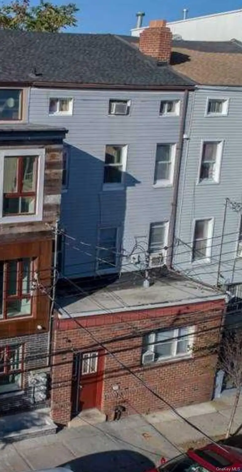 11-51 Welling Court, Astoria, NY 11102 - #1