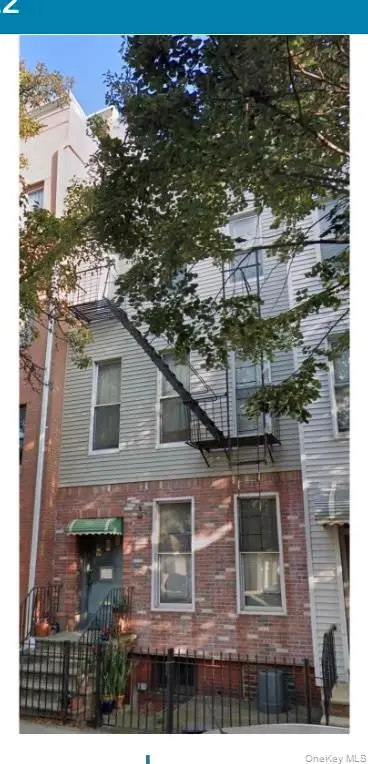 111 Calyer Street, Brooklyn, NY 11222