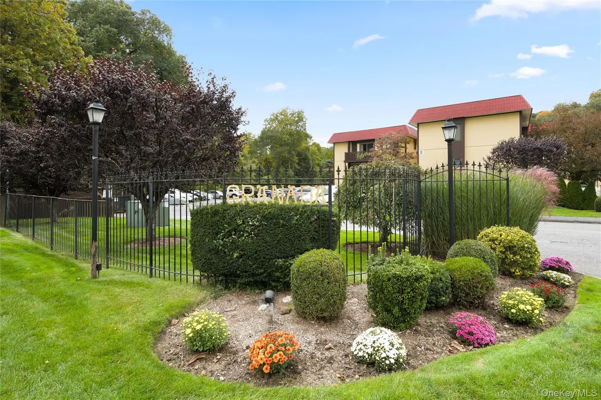 18 Granada Crescent #14, White Plains, NY 10603 - #1